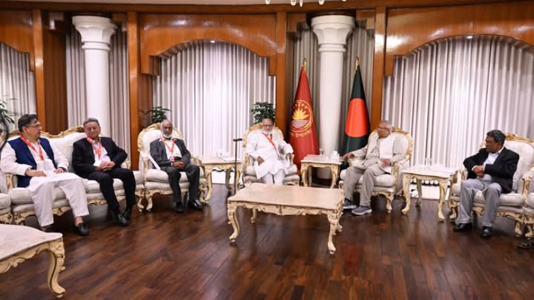 যমুনায় প্রধান উপদেষ্টার সাথে বিএনপির সাক্ষাৎ